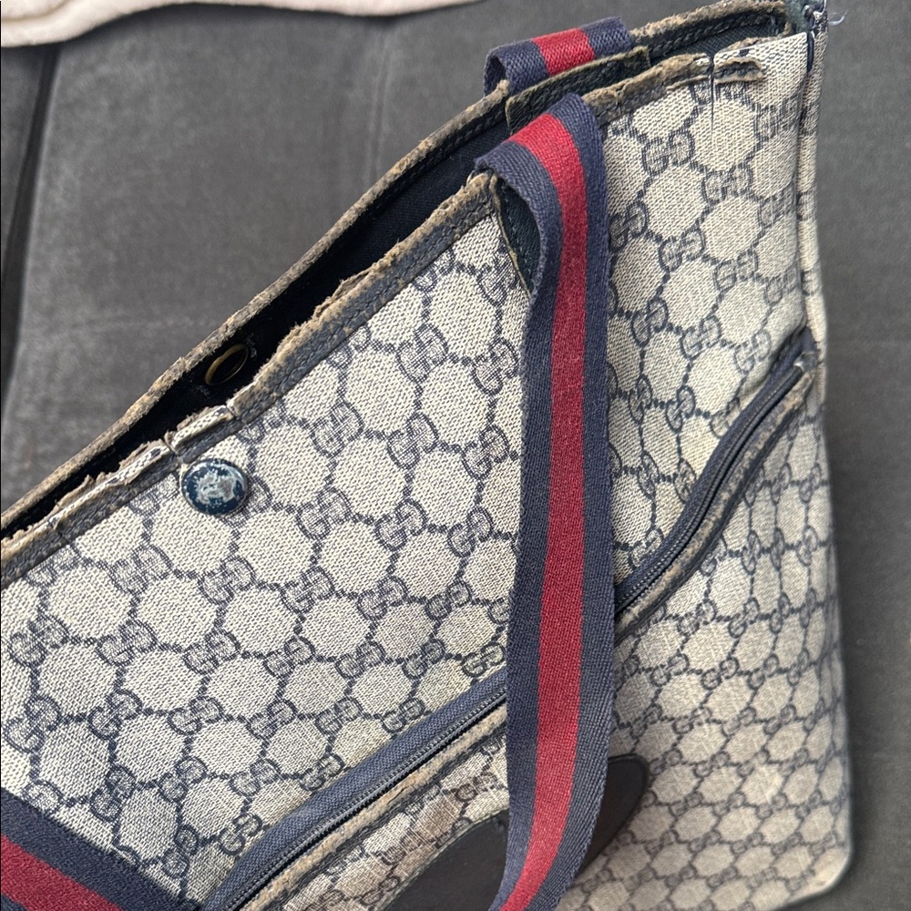 Gucci Beige and Navy Tote with Red Accents - Picture 3 of 5